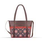 AJRAK – A culturally inspired art design shoulder bag showcasing traditional patterns and elegant craftsmanship.