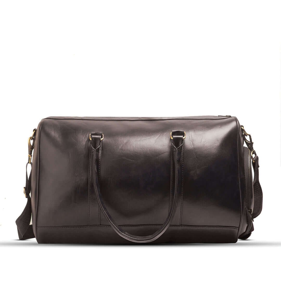 Berlin Duffel Bag in a black color, expertly crafted from premium leather material,with a huge space now available in Pakistan.