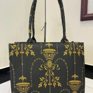 Urban Classic Tote